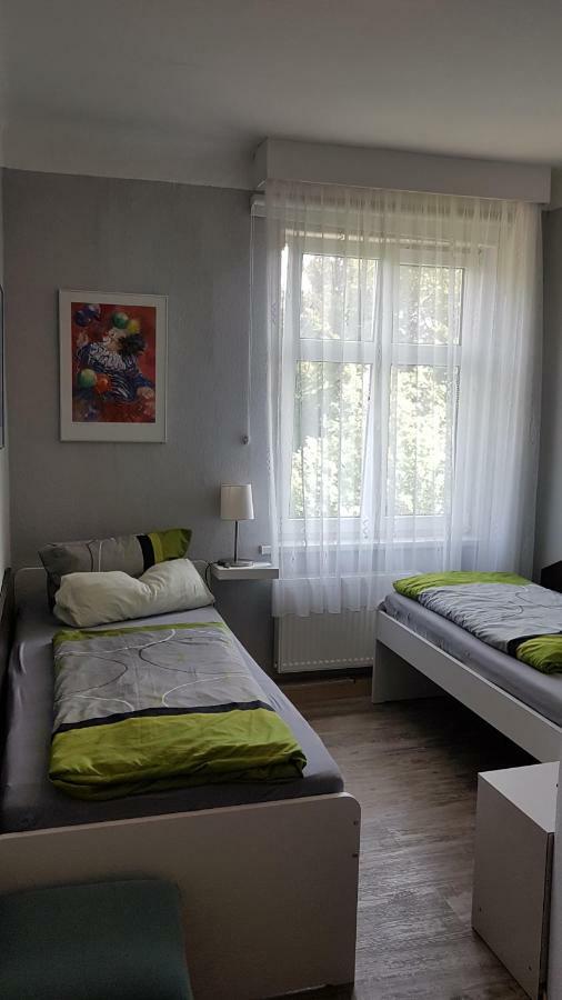 Pension Haus Am Waldesrand Oberhof  Esterno foto