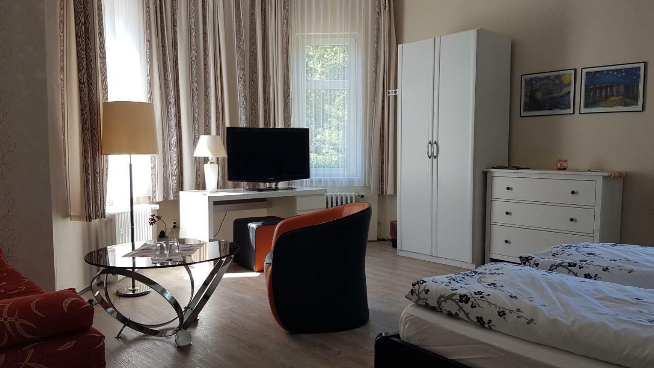 Pension Haus Am Waldesrand Oberhof  Esterno foto